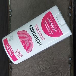 Schmidts natural deodorant Rose & Vanilla